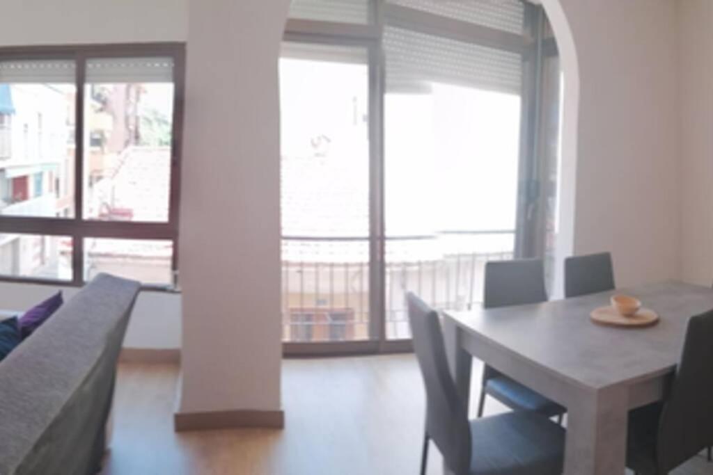 Cozy Apartment Plaza De Toros Alicante Buitenkant foto